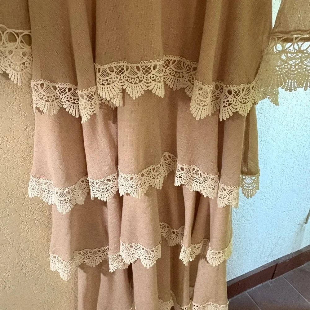 Endless Rose Cream Maxi Dress with Elegant Design - Picture 5 of 8